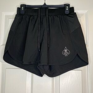 Die Living men’s workout shorts, size medium, worn twice
